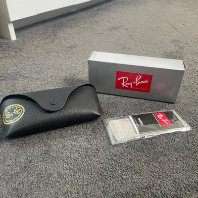 RAY-BAN RayBan Leather Case Black with Cleaning Cloth