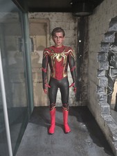 Hot Toys Tom Holland Spiderman Intgrated Suit...