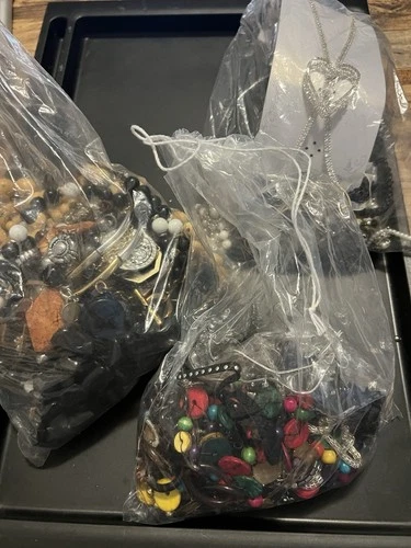 5 Pounds Mystery Jewelry Necklace Lot Vintage Costume Modern Wearable Craft Junk