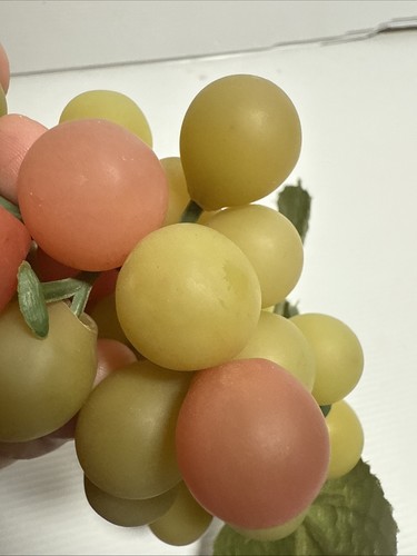 Grapes Fake Fruit Artificial Plastic Imitation Lookalike 3 Bunches Vintage - Picture 5 of 7