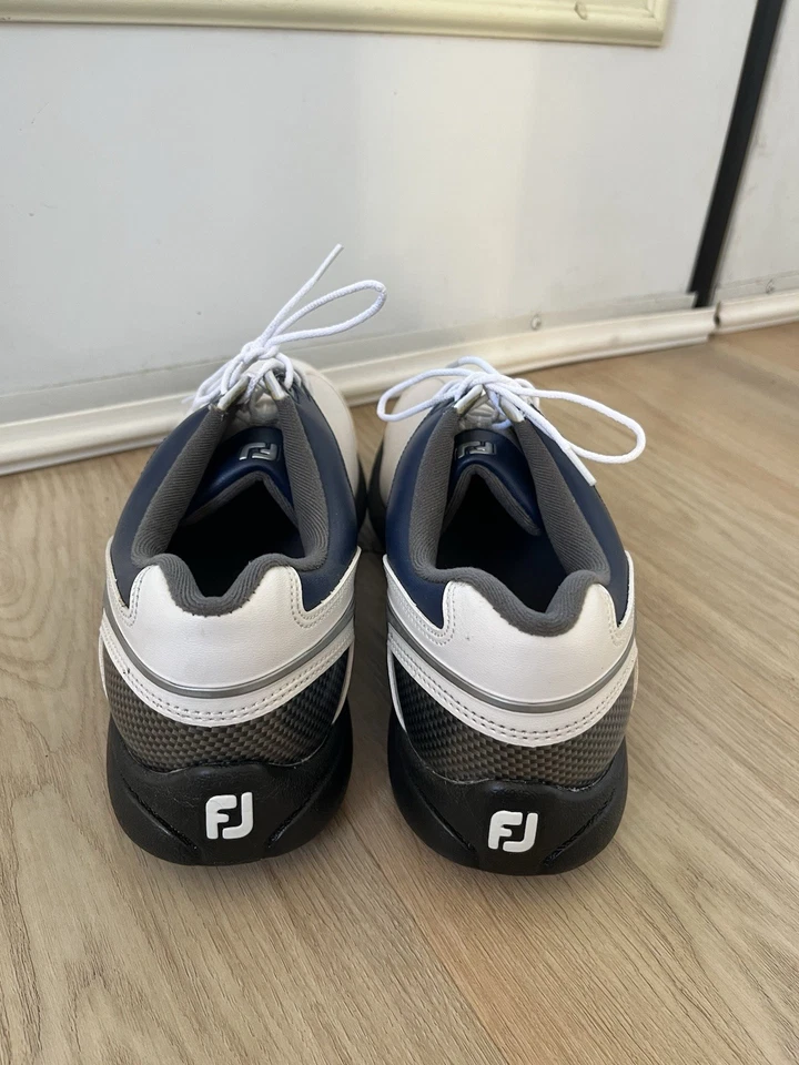 Zapatos de golf FootJoy FJ Originales para hombre, blancos/grises, talla 9,5 Foto 3 de 4