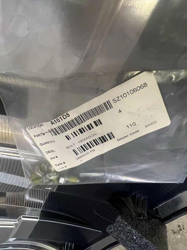 For Hino 238 258 268 338 2011-2018 Chrome Horizontal Billet Main Grill Grille - Image 4 of 4