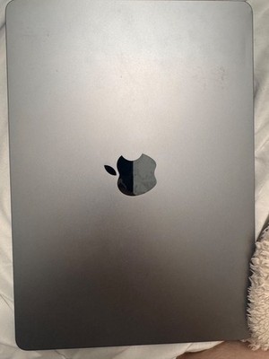 Apple MacBook Air 2022 13'' (256GB SSD, M2 8-core, 8GB) Laptop - Silver - (A2681)