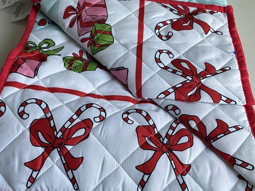 2 Piece Dr Seuss The Grinch Quilt Set TWIN Size Reversible Bedding Christmas NEW - Picture 7 of 14