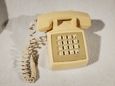 Vintage AT&T Beige Traditional 100 Push Button Corded Landline Desk Phone Clean!