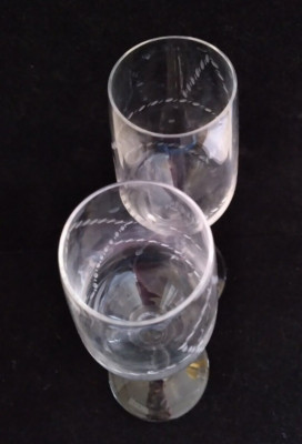 Set 2 Riedel Signed Engraved Wine Champagne Glasses 8-1/4''