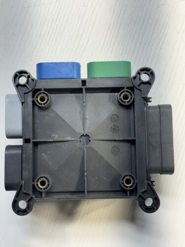 BUSSMANN LR-2 LMTV TRUCK RELAY BREAKER BLOCK 31236-0 12V 24V DC MRAP - Picture 3 of 6