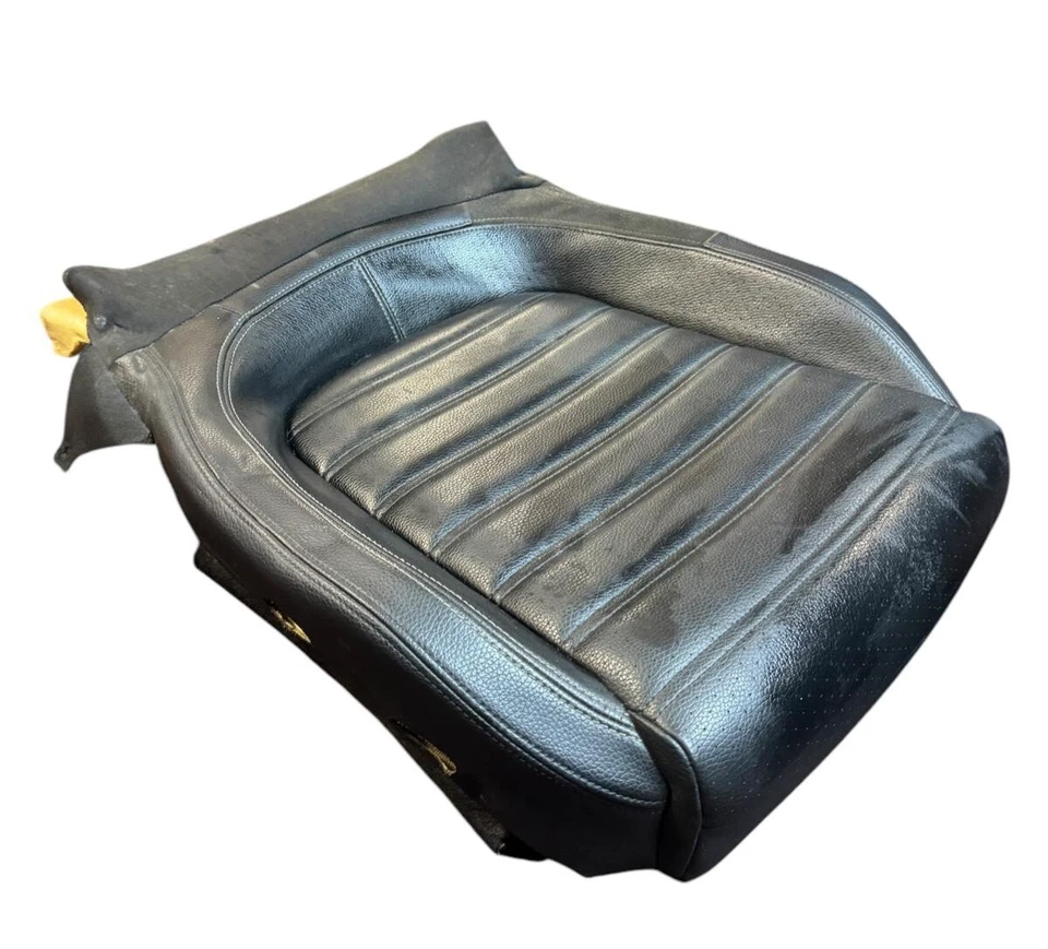 Volkswagen Passat CC 2009-2012 delantero derecho paso asiento inferior cojín OEM Foto 3 de 4