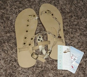 rainbow t street sandals