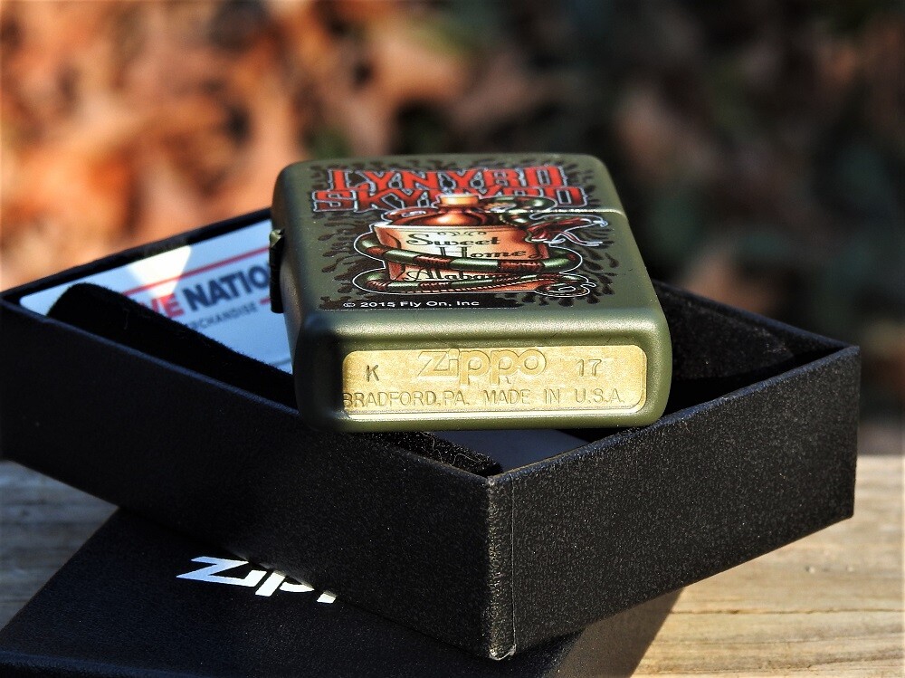 Zippo Lighter - Lynyrd Skynyrd Sweet Home Alabama - Ronnie Van