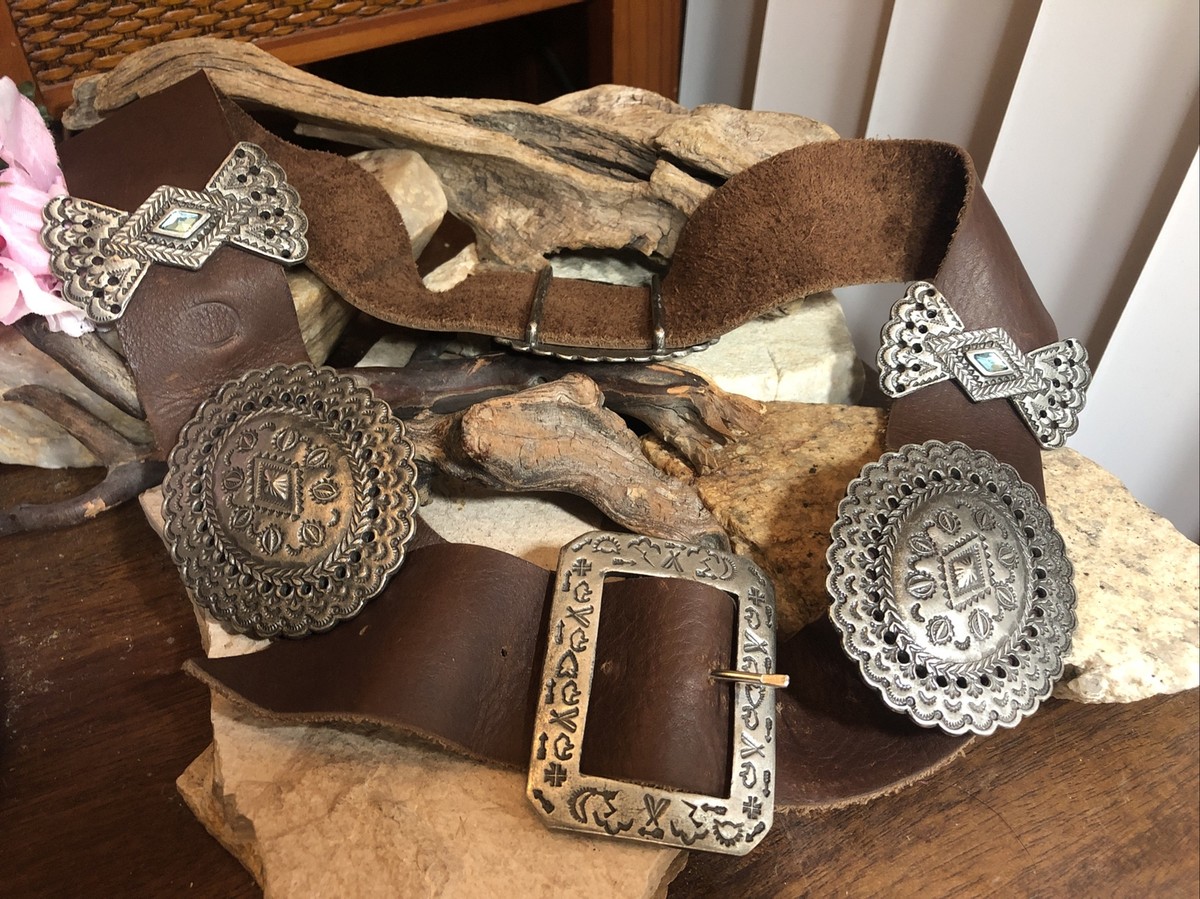 Vintage 2001 ADRIENNE TEEGUARDEN Silver Pewter Concho Brown  display picture 3