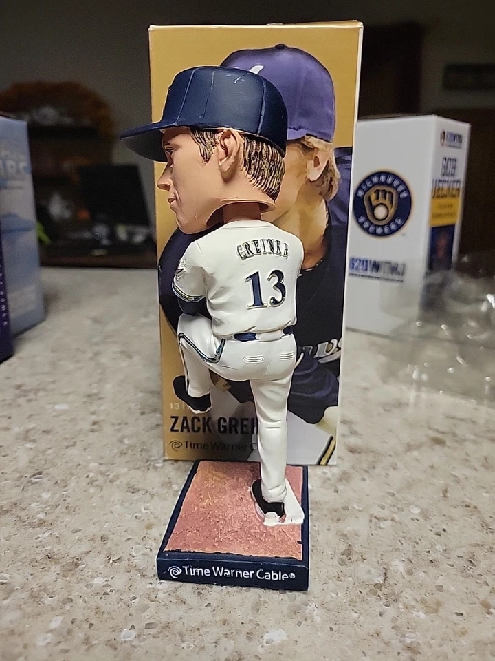 2011 MILWAUKEE BREWERS ZACK GREINKE SGA BOBBLEHEAD - Image 2 of 4