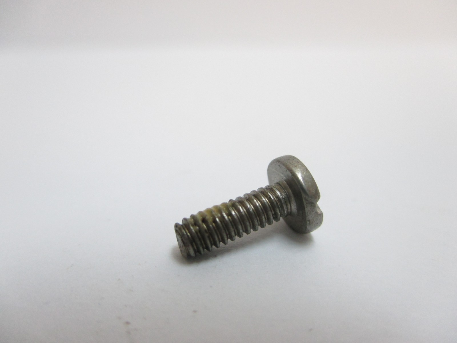 PENN SPINNING REEL PART 36-750 Torque TRQii7500 TRQii9500 Gold & Silver - Screw