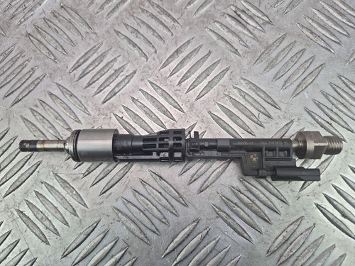 BMW 3 F30 F35 F31 320i N20  Benzin Injektor Einspritzdüse 7597870 135kW PFF13873