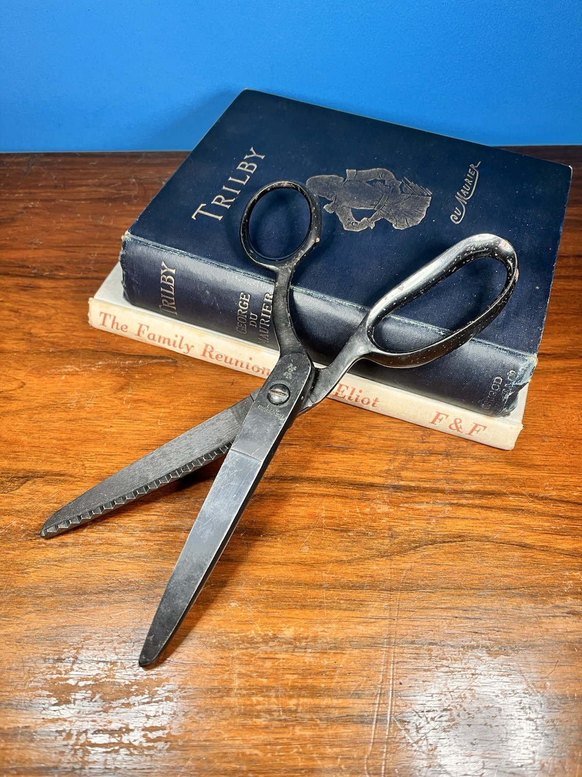 WWII British Army Wilkinson Pinking Scissors – Military Issue 1944 Haberdashery