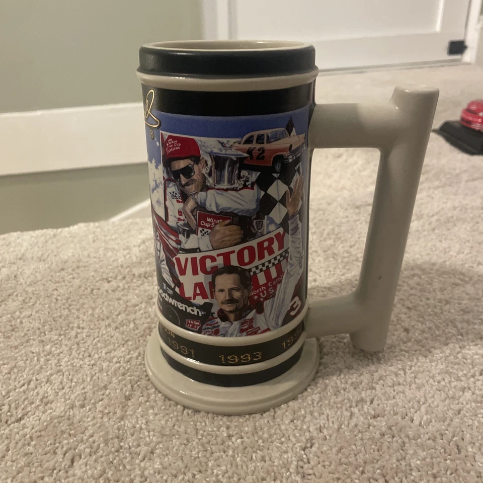 Colección Dale Earnhardt 2001 edición limitada Beer Stein 7 veces campeón #18598 Foto 3 de 4