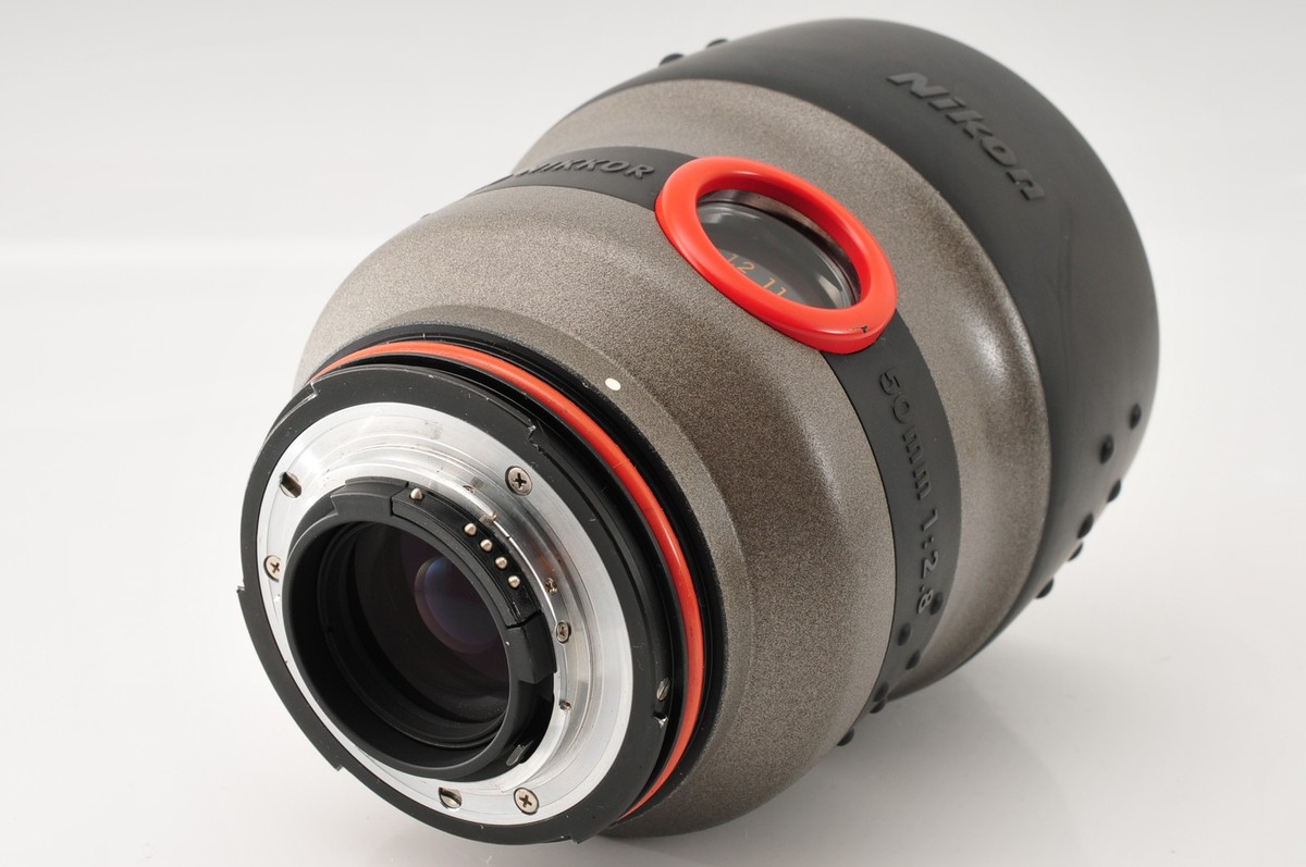 Near MINT] Nikon Nikonos RS + R-UW AF 50mm F2.8 Lens + SB-104