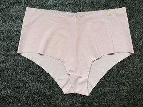 Lot 5 Victoria&rsquo;s Secret sz M No-Show Cheeky Tanga Panty Bundle Pack Cheekini