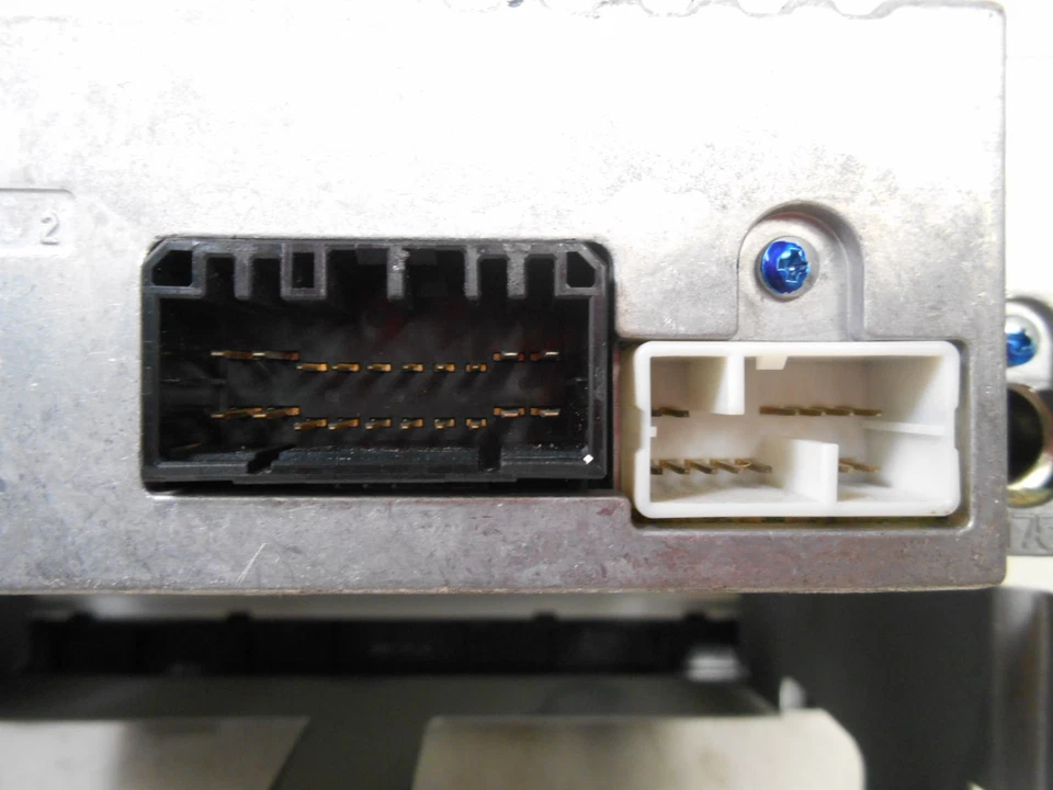 Autoradio Lettore CD Suzuki SX4 2006 39101-79J0 39101-79J00 - Immagine 4 di 4