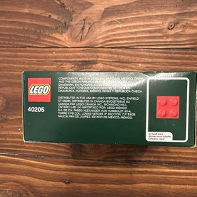 LEGO Seasonal: Little Elf Helpers (40205) New Factory Sealed