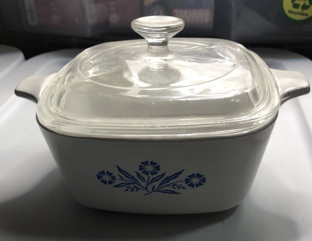 Corning Ware Blue Cornflower Small Casserole Dish With Lid 2 3/4Quart P-44B