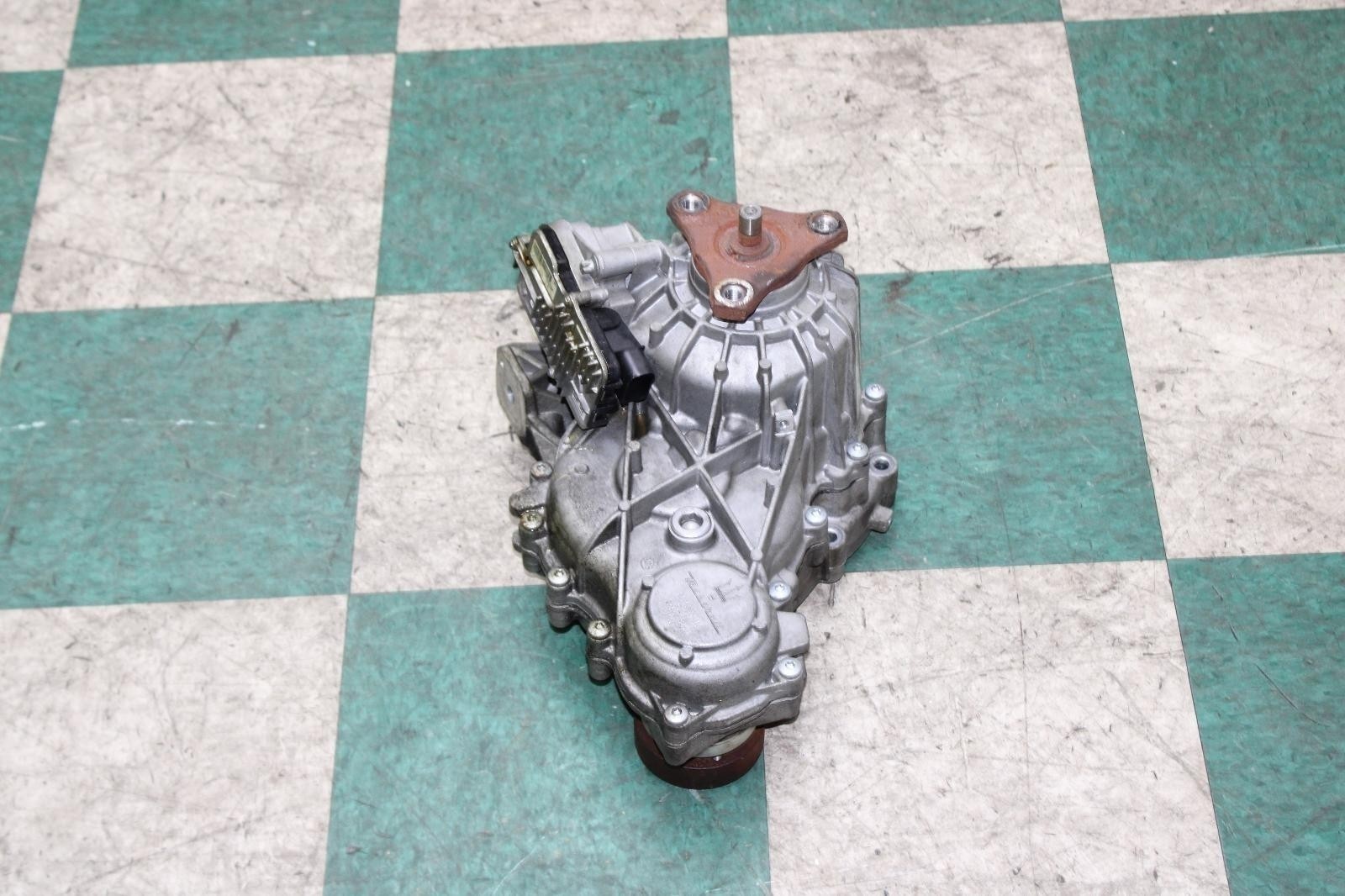 14-17 Quattroporte Electronic AWD Transfercase Transfer Case Assembly OE Factory