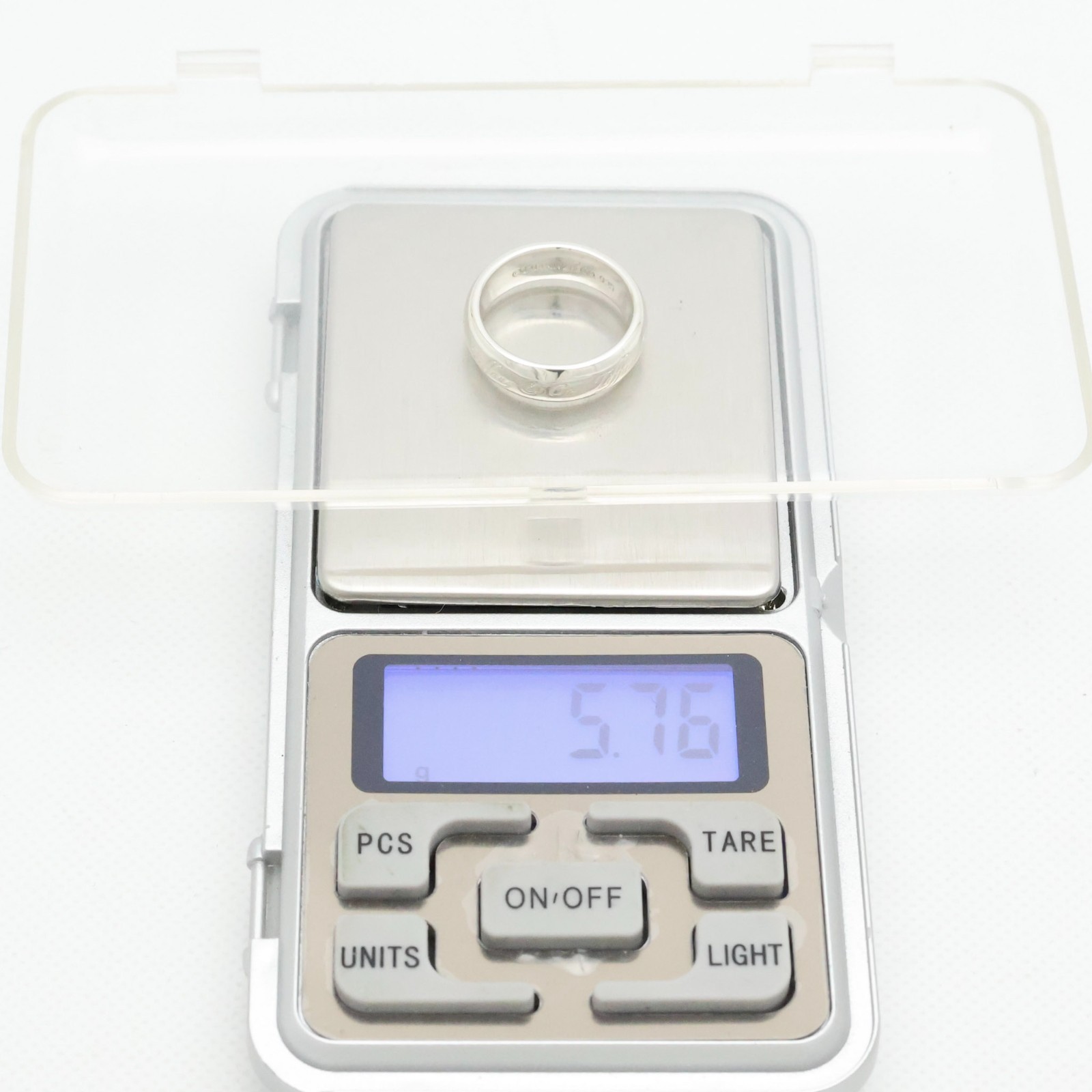 Authentic Tiffany & Co. Notes Script Wide Band Ri… - image 9