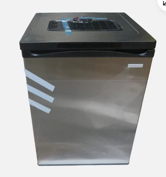Insignia NS-BK1TSS6 5.6 Cu. Ft. 1-Tap Beverage Cooler Kegerator - Stainless
Opens in a new window or