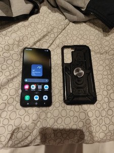 Samsung Galaxy S22 SM-S901B/DS schwarz