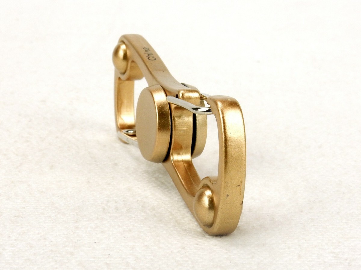 HANDLE WITH CARE CARABINER GOLD カラビナ 金 HANDLE WITH CARE CARABINER GOLD カラビナ 金 HANDLE WITH CARE