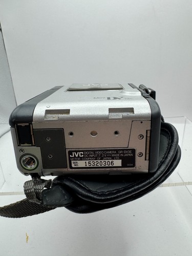JVC GR-DV3E Digital MiniDV Camcorder – 100x Zoom – Tested - Picture 13 of 14