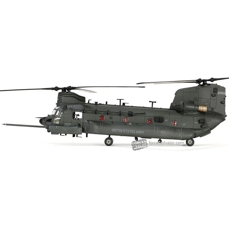 Forces Of Valor 1:72 821005E Boeing Chinook US Army 160th SOAR Night Stalkers - Image 3 of 4