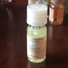 Bath & Body Works The white barn castle co pink grapefruit home fragrance oil