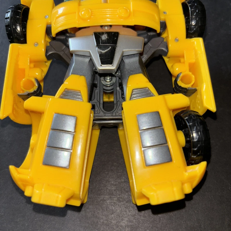 Transformers Playskool Heroes Rescue Bots Energize Bumblebee One Step Figure - Image 3 of 4