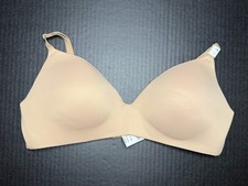 Victoria  s Secret Pink Wear Everywhere Push Up Wireless Bra 38C Nude