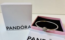 Pandora Moments Sparkling Snowflake Clasp Bangle S925 ALE 