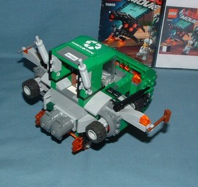 LEGO MOVIE: TRASH CHOMPER SET 70805 - LEGO - 2014 - USED