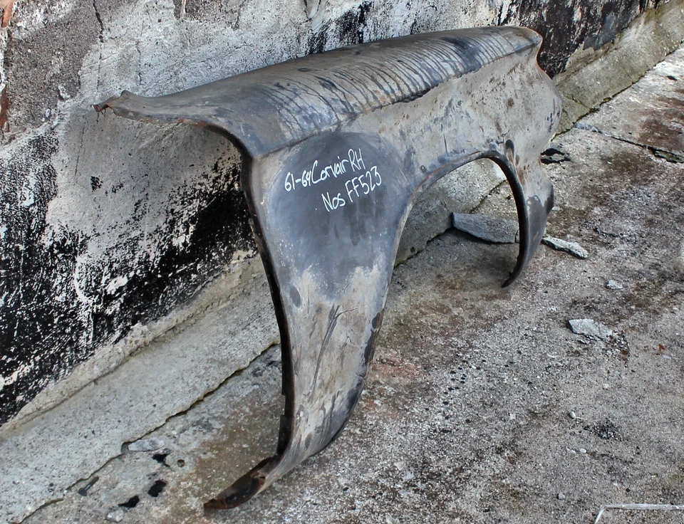 Guardabarros delantero derecho Chevrolet Corvair 61-64 (FF523) Foto 3 de 4