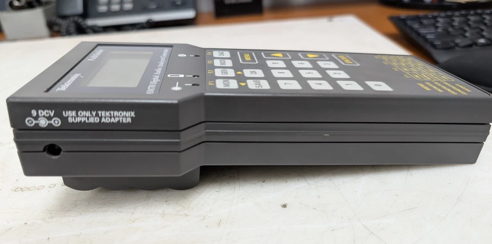🤪 TEKTRONIX AM70 PATHFINDER DIGITAL AUDIO ANALYZER / GENERATOR - Image 3 of 4