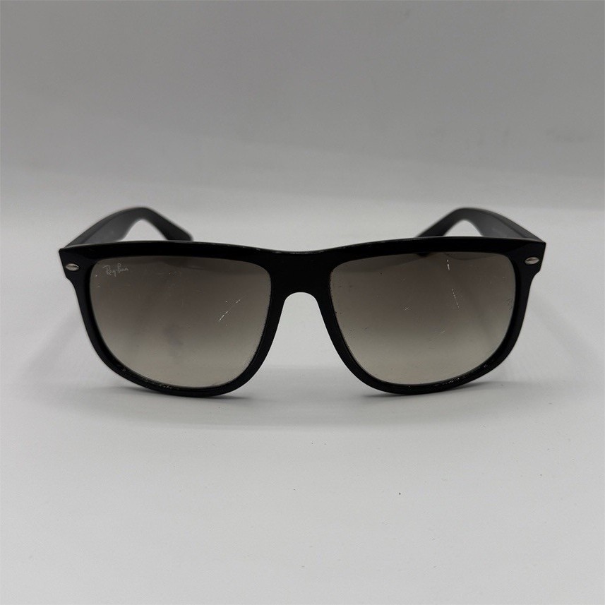 Ray-Ban RB4147 Black Plastic Square Gradient Gray Lens  display picture 1