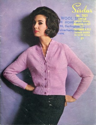 Sirdar 7821 Damen Strickjacke 4fädig 34-38'' Vintage Strickmuster V1