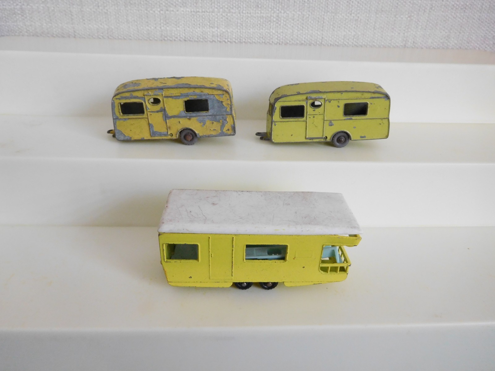 MATCHBOX N° 23D TRAILER CARAVAN 1965 Matchbox 23d, Trailer Caravan - Free Price Guide & Review
