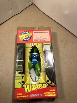 Vintage She-Hulk wizard action figure Signed John Buscema Marvel comics