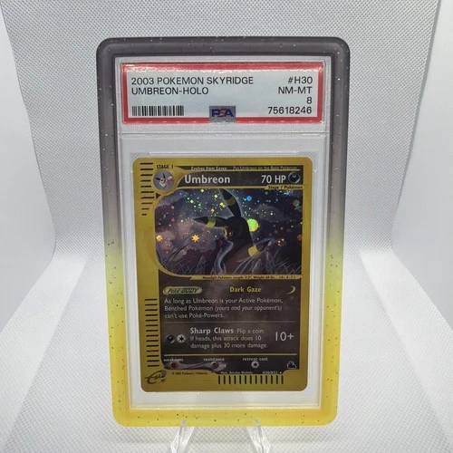 ⭐️PSA 8 - 2003 POKEMON SKYRIDGE #H30 UMBREON-HOLO ⭐️