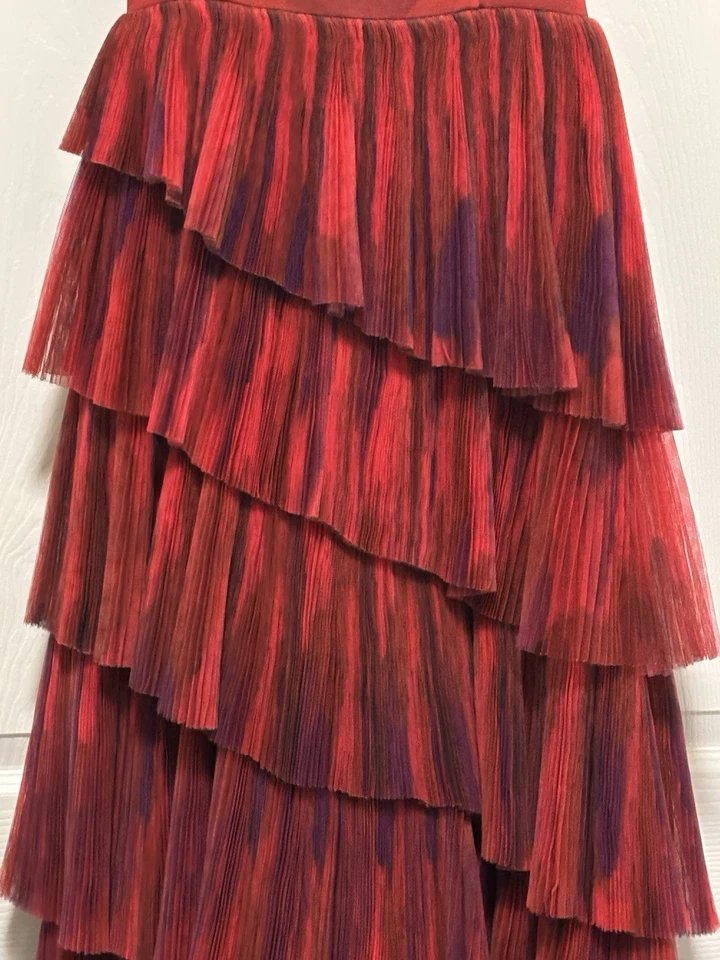 Maxi Vestido Anthropology Hutch Sin Mangas Tul En Niveles Rosa y Rojo Talla Pequeña Foto 3 de 4