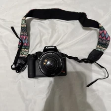 Canon EOS Rebel XS DS126191 DSLR Camera w/ EFS IS II 18-55mm f/3.5-5.6 Lens 