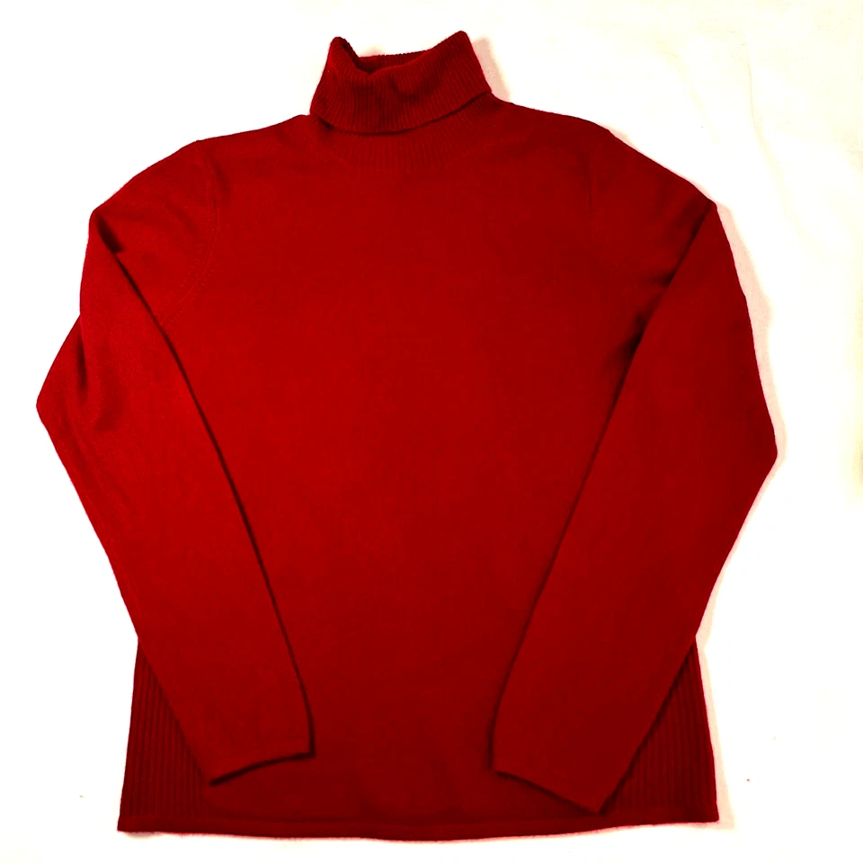 Kirkland Signature 100% Cashmere V Neck Long Sleeve Sweater Women's XL Red - Image 4 of 4