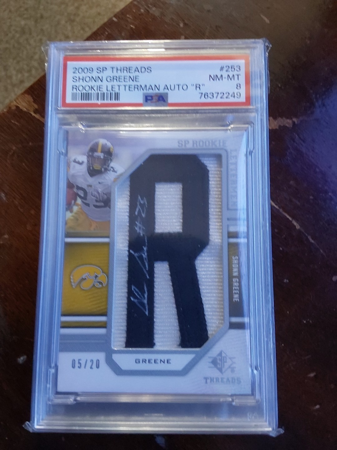 Shonn Greene SP Threads #253 Rookie Lettermen Autographs