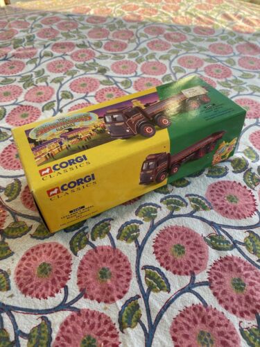 Corgi Classics 1:50 John Codona Fairs Leyland 8 Wheel Rigid #24401 - Picture 9 of 12