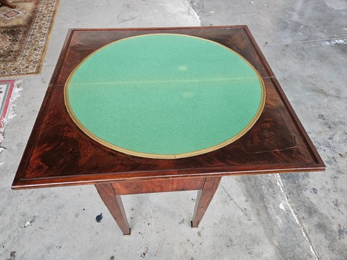 TAVOLO DA GIOCO IN MOGANO STILE LUIGI XVI EPOCA XIX SECOLO RESTAURATO - Foto 14 di 23